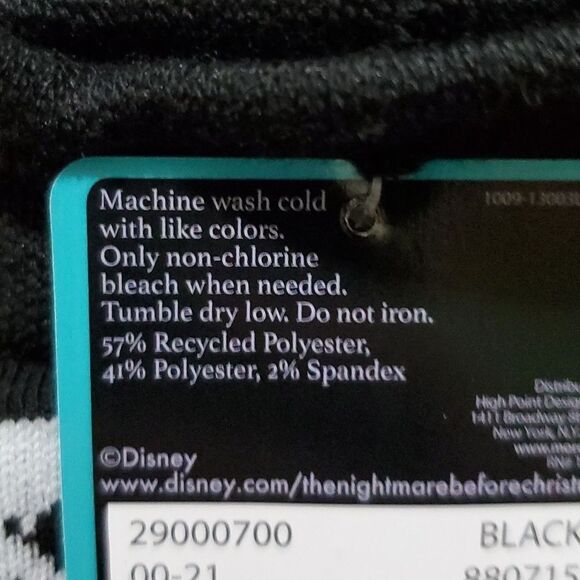 ONLY 1 LEFT 📣 💥5/$25 SALE | BUNDLE TO SAVE | Disney Socks - Picture 3 of 3